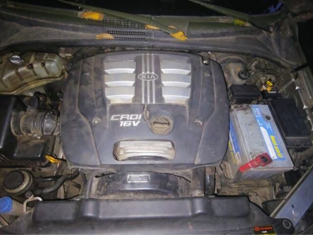 Серый Киа Соренто, объемом двигателя 2.5 л и пробегом 210 тыс. км за 3500 $, фото 6 на Automoto.ua