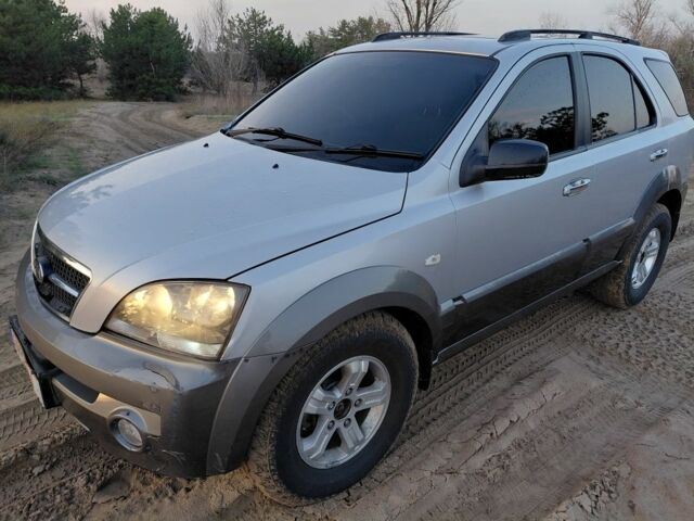 Сірий Кіа Соренто, об'ємом двигуна 0 л та пробігом 260 тис. км за 2700 $, фото 2 на Automoto.ua