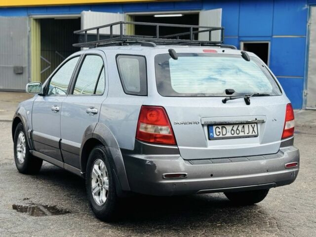 Киа Соренто 2005 в Павлограде на Automoto.ua Серый Киа Соренто, объемом двигателя 2.5 л и пробегом 280 тыс. км за 4250 $, фото 4 на Automoto.ua