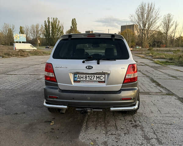 Киа Соренто 2005 в Белгород-Днестровском на Automoto.ua Серый Киа Соренто, объемом двигателя 2.5 л и пробегом 236 тыс. км за 7700 $, фото 6 на Automoto.ua