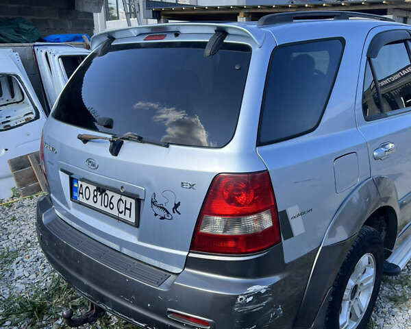 Серый Киа Соренто, объемом двигателя 2.5 л и пробегом 400 тыс. км за 4100 $, фото 6 на Automoto.ua