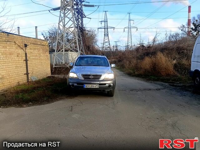 Серый Киа Соренто, объемом двигателя 2.5 л и пробегом 340 тыс. км за 3600 $, фото 1 на Automoto.ua