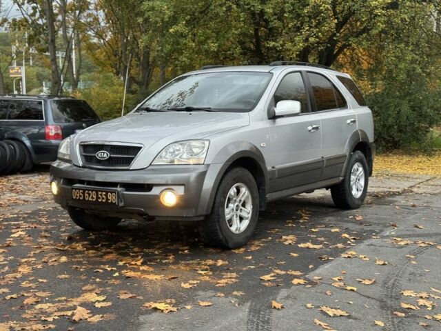 Киа Соренто 2005 в Павлограде на Automoto.ua Серый Киа Соренто, объемом двигателя 0 л и пробегом 222 тыс. км за 4799 $, фото 2 на Automoto.ua
