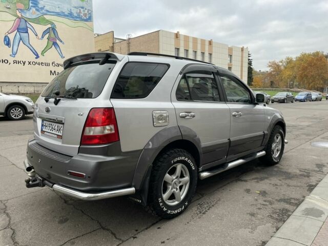 Серый Киа Соренто, объемом двигателя 0 л и пробегом 238 тыс. км за 7500 $, фото 3 на Automoto.ua