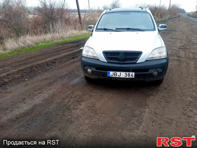 Серый Киа Соренто, объемом двигателя 25 л и пробегом 312 тыс. км за 4900 $, фото 1 на Automoto.ua