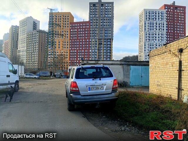 Серый Киа Соренто, объемом двигателя 2.5 л и пробегом 340 тыс. км за 3600 $, фото 4 на Automoto.ua