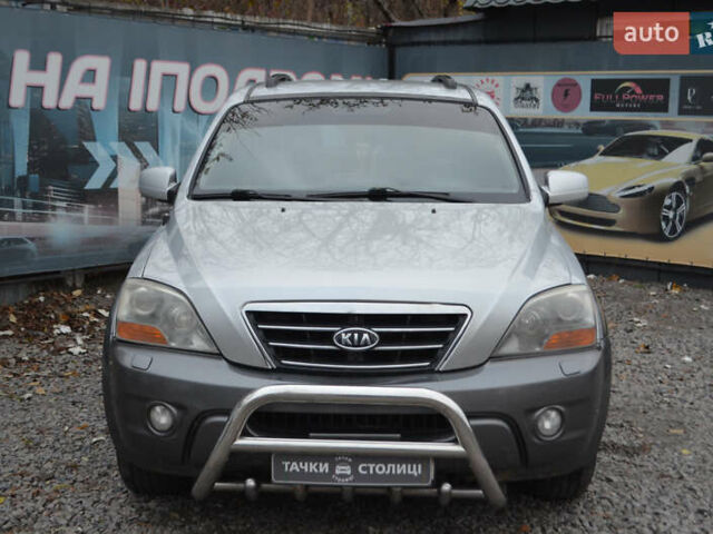 Серый Киа Соренто, объемом двигателя 2.5 л и пробегом 129 тыс. км за 7700 $, фото 1 на Automoto.ua