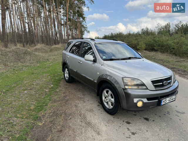Сірий Кіа Соренто, об'ємом двигуна 2.5 л та пробігом 263 тис. км за 5250 $, фото 6 на Automoto.ua