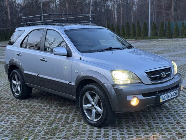 Сірий Кіа Соренто, об'ємом двигуна 2.5 л та пробігом 150 тис. км за 3800 $, фото 1 на Automoto.ua