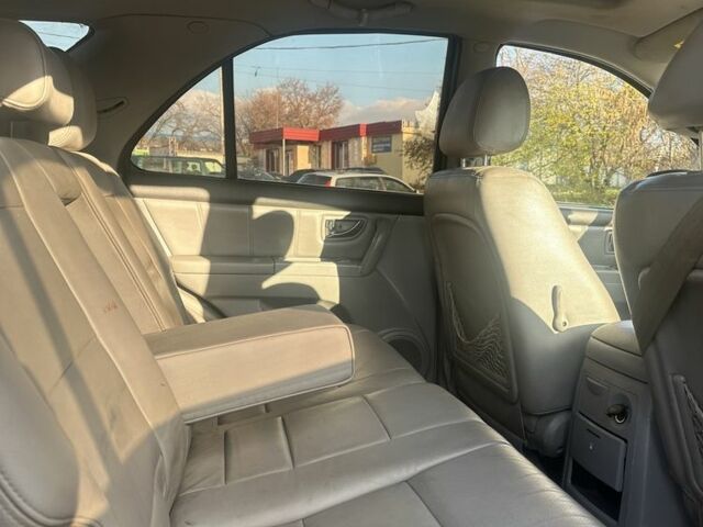 Серый Киа Соренто, объемом двигателя 2.5 л и пробегом 300 тыс. км за 2899 $, фото 7 на Automoto.ua