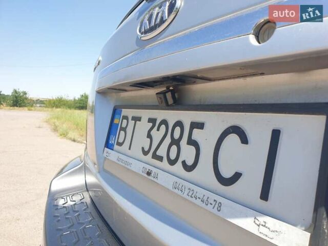 Сірий Кіа Соренто, об'ємом двигуна 2.5 л та пробігом 228 тис. км за 7100 $, фото 12 на Automoto.ua