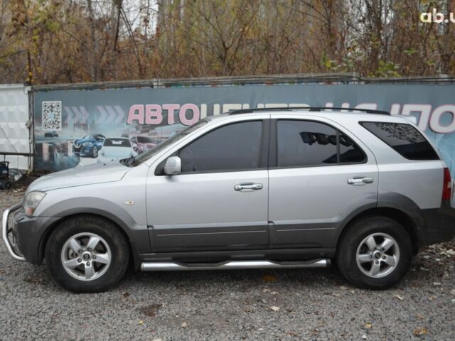 Сірий Кіа Соренто, об'ємом двигуна 0 л та пробігом 129 тис. км за 7700 $, фото 6 на Automoto.ua