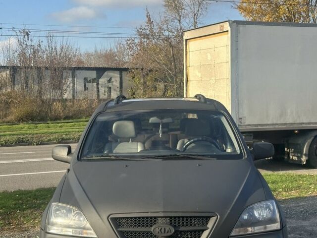 Серый Киа Соренто, объемом двигателя 2.5 л и пробегом 300 тыс. км за 2899 $, фото 1 на Automoto.ua