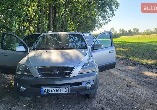 Серый Киа Соренто, объемом двигателя 2.5 л и пробегом 251 тыс. км за 7300 $, фото 10 на Automoto.ua