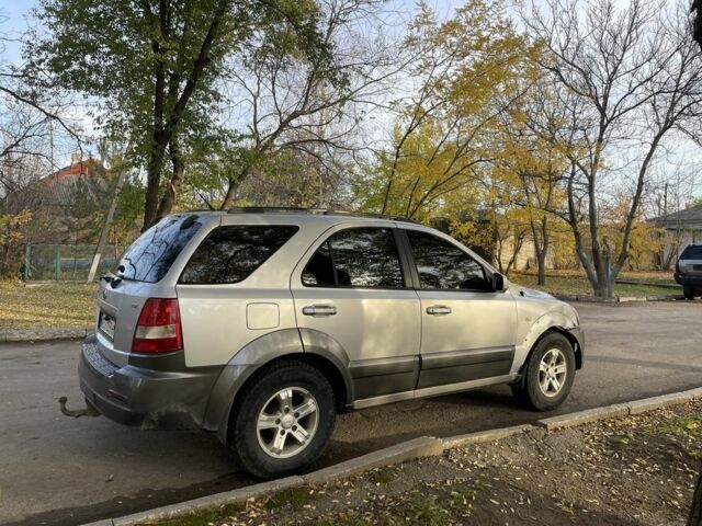 Сірий Кіа Соренто, об'ємом двигуна 2.5 л та пробігом 500 тис. км за 3600 $, фото 2 на Automoto.ua