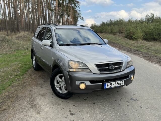 Серый Киа Соренто, объемом двигателя 2.5 л и пробегом 263 тыс. км за 5250 $, фото 1 на Automoto.ua
