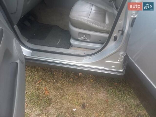 Сірий Кіа Соренто, об'ємом двигуна 2.5 л та пробігом 270 тис. км за 4400 $, фото 3 на Automoto.ua