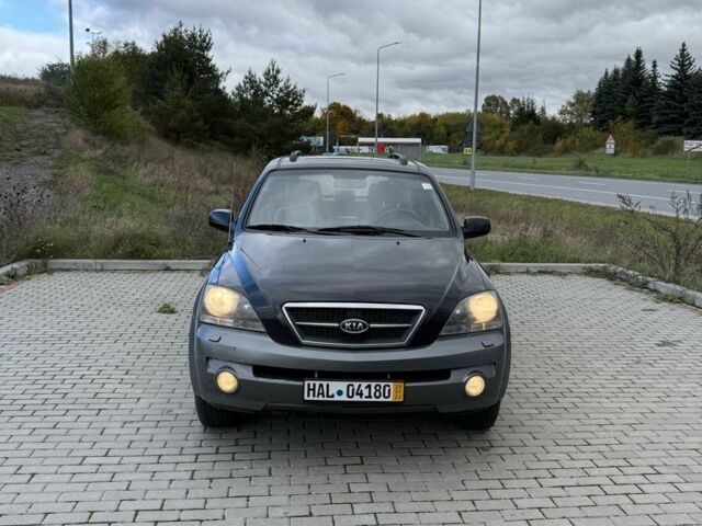 Серый Киа Соренто, объемом двигателя 2.5 л и пробегом 225 тыс. км за 4627 $, фото 1 на Automoto.ua