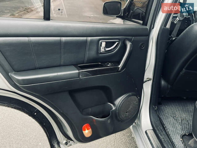 Серый Киа Соренто, объемом двигателя 2.5 л и пробегом 343 тыс. км за 6499 $, фото 18 на Automoto.ua