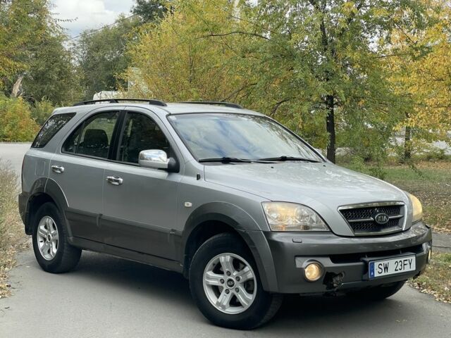 Киа Соренто 2006 в Синельниковом на Automoto.ua Серый Киа Соренто, объемом двигателя 2.5 л и пробегом 309 тыс. км за 3950 $, фото 1 на Automoto.ua
