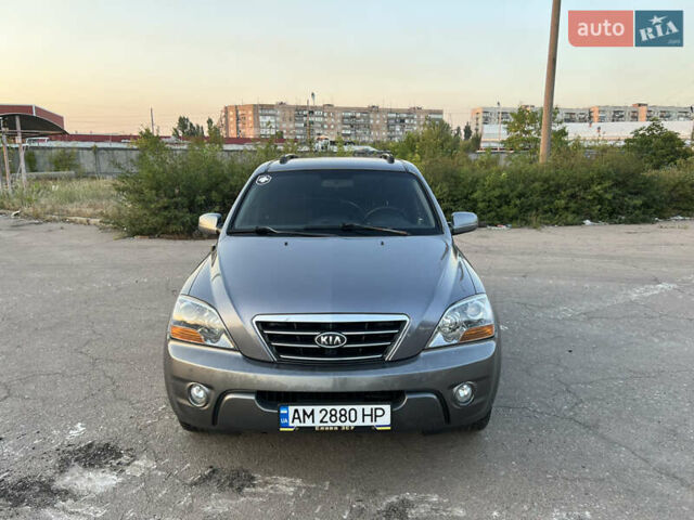 Сірий Кіа Соренто, об'ємом двигуна 2.5 л та пробігом 346 тис. км за 7200 $, фото 1 на Automoto.ua