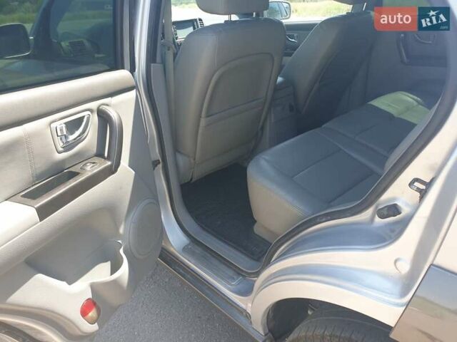 Сірий Кіа Соренто, об'ємом двигуна 2.5 л та пробігом 228 тис. км за 7100 $, фото 7 на Automoto.ua