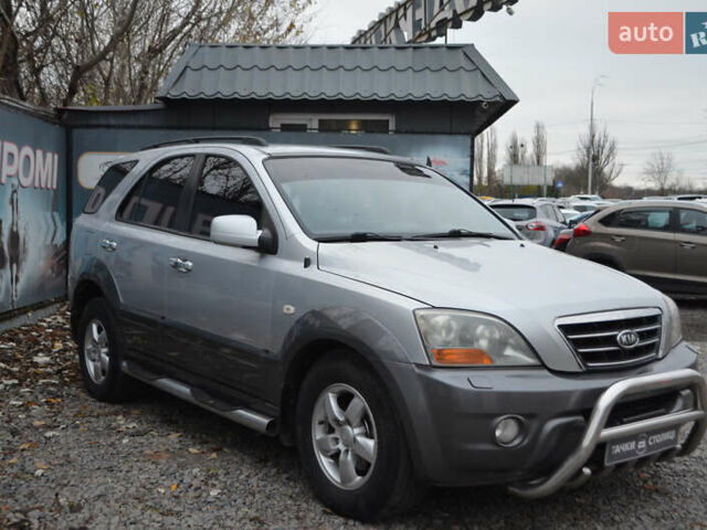 Серый Киа Соренто, объемом двигателя 2.5 л и пробегом 129 тыс. км за 7700 $, фото 5 на Automoto.ua