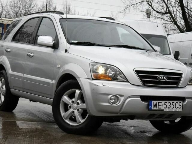 Сірий Кіа Соренто, об'ємом двигуна 2.5 л та пробігом 267 тис. км за 2300 $, фото 1 на Automoto.ua