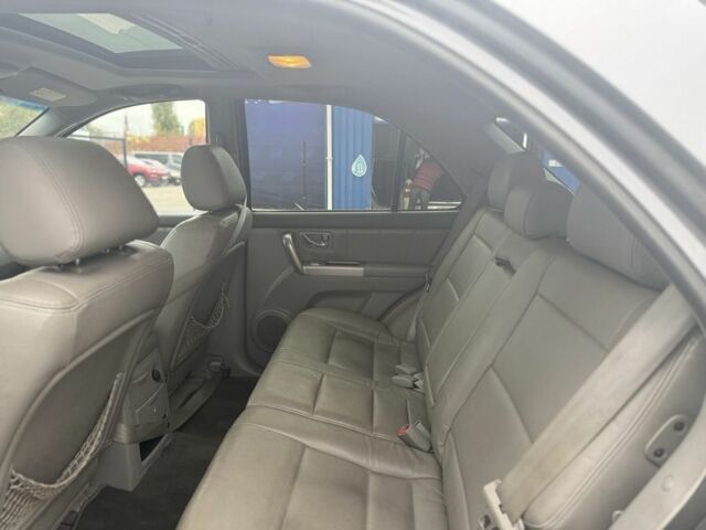 Серый Киа Соренто, объемом двигателя 2.5 л и пробегом 220 тыс. км за 5200 $, фото 15 на Automoto.ua