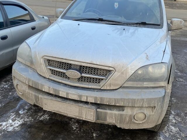 Кіа Соренто 2006 у Изюме на Automoto.ua Сірий Кіа Соренто, об'ємом двигуна 2.5 л та пробігом 228 тис. км за 3500 $, фото 5 на Automoto.ua