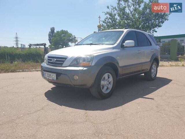 Сірий Кіа Соренто, об'ємом двигуна 2.5 л та пробігом 228 тис. км за 7100 $, фото 2 на Automoto.ua