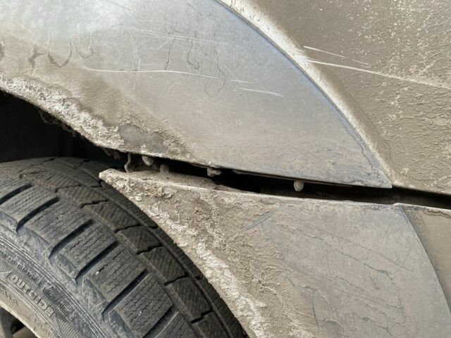 Кіа Соренто 2006 у Изюме на Automoto.ua Сірий Кіа Соренто, об'ємом двигуна 2.5 л та пробігом 228 тис. км за 3500 $, фото 7 на Automoto.ua