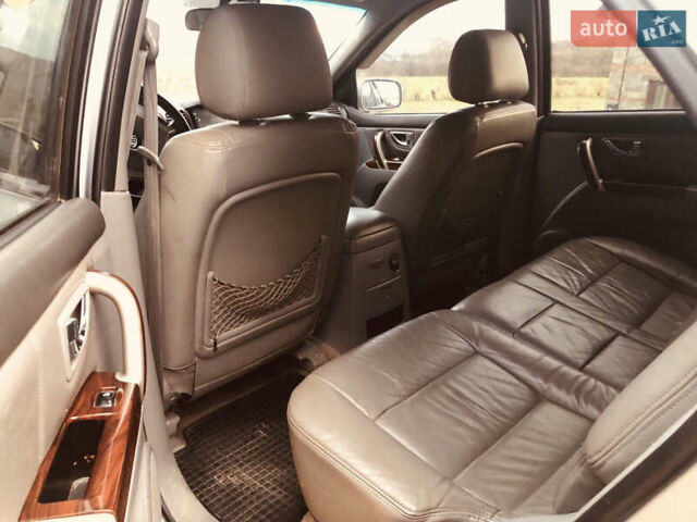 Серый Киа Соренто, объемом двигателя 2.5 л и пробегом 280 тыс. км за 4850 $, фото 5 на Automoto.ua