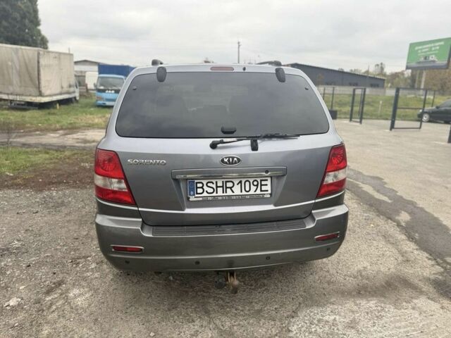 Серый Киа Соренто, объемом двигателя 2.5 л и пробегом 220 тыс. км за 5200 $, фото 12 на Automoto.ua