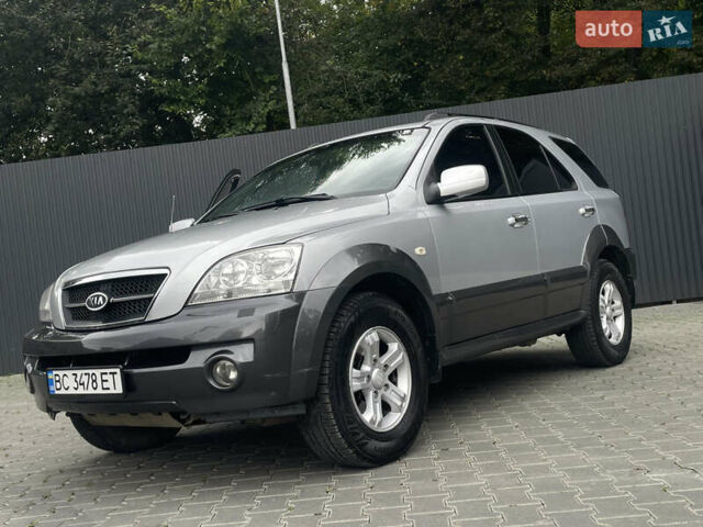 Сірий Кіа Соренто, об'ємом двигуна 3.5 л та пробігом 255 тис. км за 6750 $, фото 4 на Automoto.ua