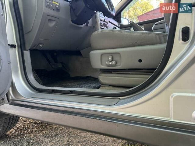 Сірий Кіа Соренто, об'ємом двигуна 2.5 л та пробігом 283 тис. км за 8150 $, фото 12 на Automoto.ua