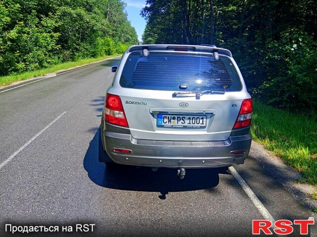 Сірий Кіа Соренто, об'ємом двигуна 2.5 л та пробігом 300 тис. км за 4000 $, фото 1 на Automoto.ua