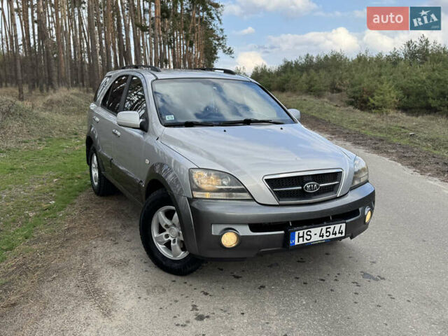 Сірий Кіа Соренто, об'ємом двигуна 2.5 л та пробігом 263 тис. км за 5250 $, фото 1 на Automoto.ua