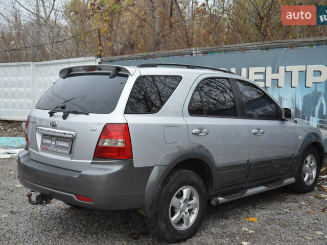Серый Киа Соренто, объемом двигателя 2.5 л и пробегом 129 тыс. км за 7700 $, фото 4 на Automoto.ua