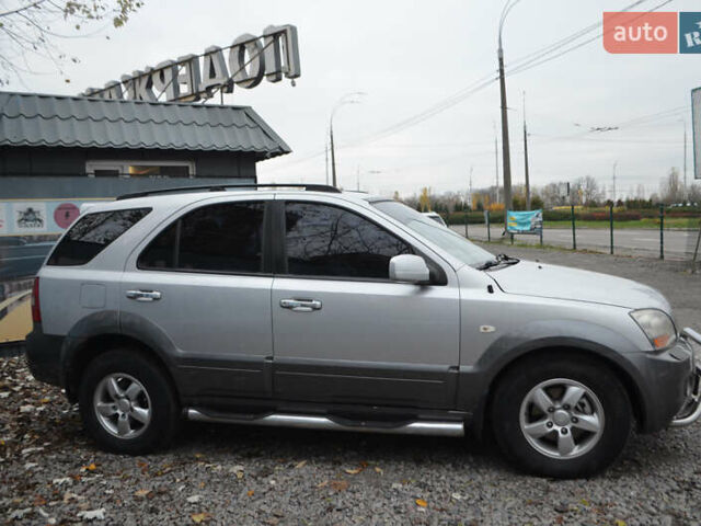 Серый Киа Соренто, объемом двигателя 2.5 л и пробегом 129 тыс. км за 7700 $, фото 7 на Automoto.ua