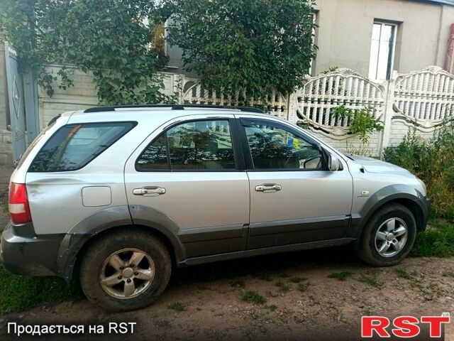 Серый Киа Соренто, объемом двигателя 2.5 л и пробегом 213 тыс. км за 5500 $, фото 5 на Automoto.ua