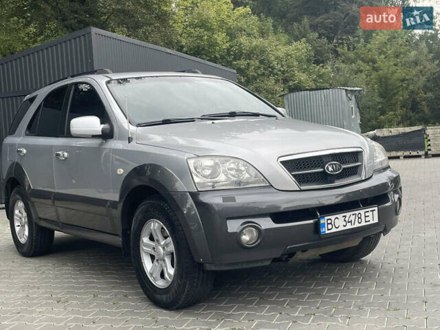 Сірий Кіа Соренто, об'ємом двигуна 3.5 л та пробігом 255 тис. км за 6750 $, фото 9 на Automoto.ua