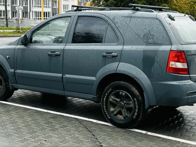 Киа Соренто 2006 в Виннице на Automoto.ua Серый Киа Соренто, объемом двигателя 2.5 л и пробегом 220 тыс. км за 2700 $, фото 2 на Automoto.ua
