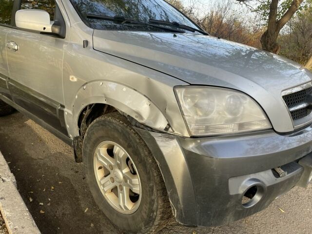 Сірий Кіа Соренто, об'ємом двигуна 2.5 л та пробігом 500 тис. км за 3600 $, фото 4 на Automoto.ua