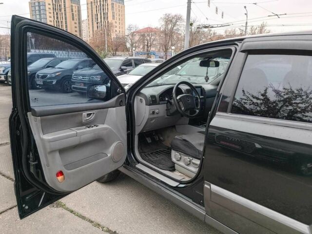 Сірий Кіа Соренто, об'ємом двигуна 2.4 л та пробігом 300 тис. км за 6480 $, фото 13 на Automoto.ua