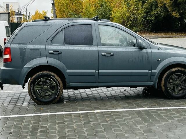 Киа Соренто 2006 в Виннице на Automoto.ua Серый Киа Соренто, объемом двигателя 2.5 л и пробегом 220 тыс. км за 2700 $, фото 4 на Automoto.ua