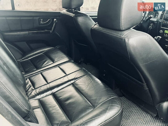 Серый Киа Соренто, объемом двигателя 2.5 л и пробегом 343 тыс. км за 6499 $, фото 14 на Automoto.ua