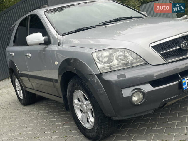 Сірий Кіа Соренто, об'ємом двигуна 3.5 л та пробігом 255 тис. км за 6750 $, фото 8 на Automoto.ua