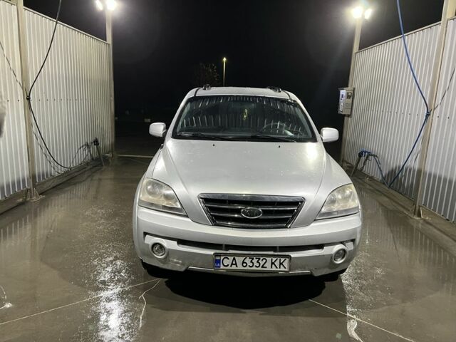 Серый Киа Соренто, объемом двигателя 2.5 л и пробегом 345 тыс. км за 6200 $, фото 1 на Automoto.ua