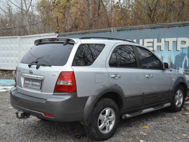 Сірий Кіа Соренто, об'ємом двигуна 2.5 л та пробігом 129 тис. км за 7700 $, фото 4 на Automoto.ua